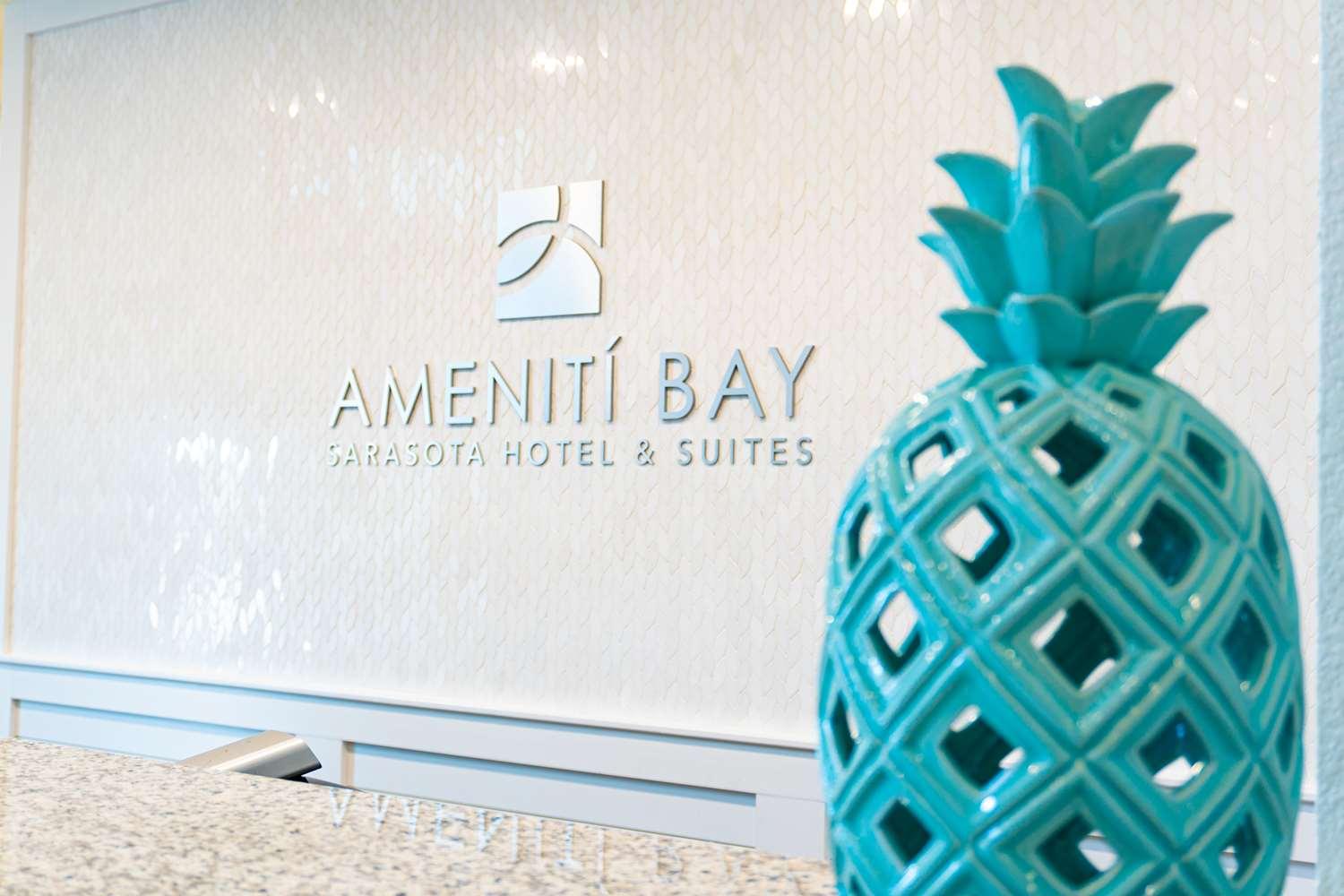Ameniti Bay - Best Western Signature Collection Fruitville Екстериор снимка